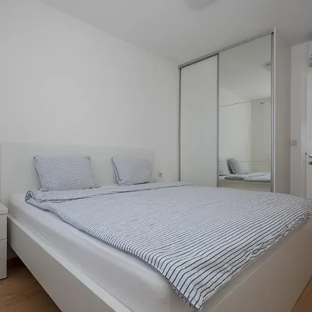 Apartment Petric Makarska
