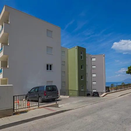 Apartment Petric Makarska