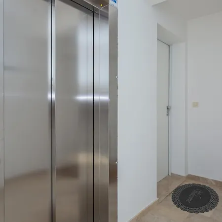 Petric Apartment